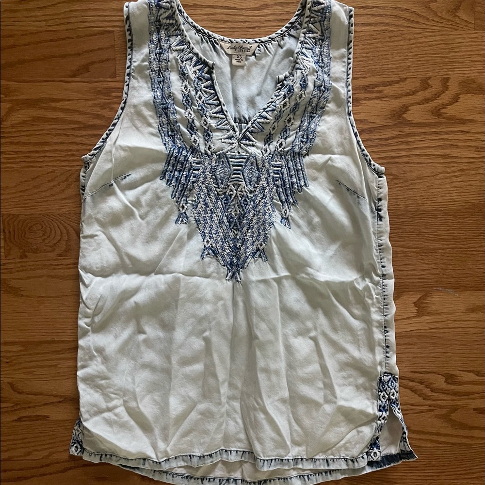 Lucky Brand Blue Sleeveless Embroidered Tank Blouse